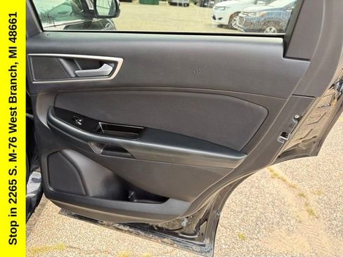 Used 2018 Ford Edge SEL AWD/4WD image 25