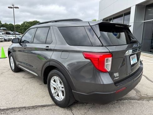 Used 2020 Ford Explorer XLT RWD image 5