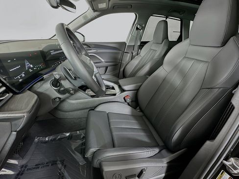 Used 2025 Audi Q5 Prestige AWD/4WD image 18