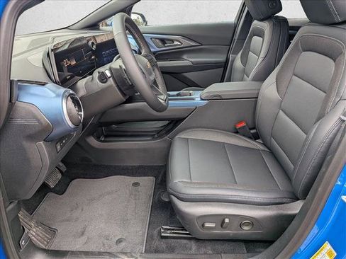 New 2026 Chevrolet Equinox EV LT image 15