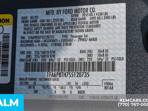 Used 2025 Ford Mustang Premium RWD image 38