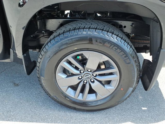New 2026 Nissan Frontier SV w/ SV Convenience Package AWD/4WD image 4