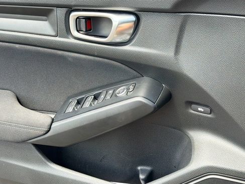 Used 2025 Honda Civic Sport image 21