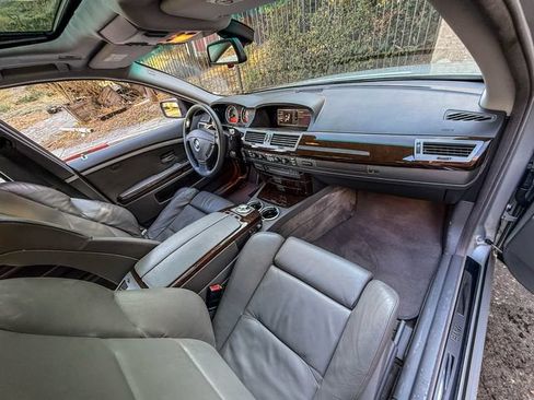 Used 2003 BMW 745Li RWD image 12