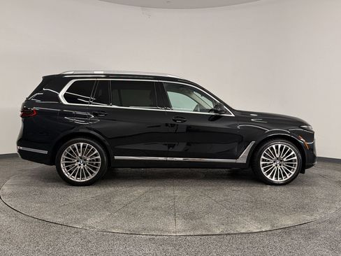 Used 2023 BMW X7 xDrive40i w/ Premium Package AWD/4WD image 7