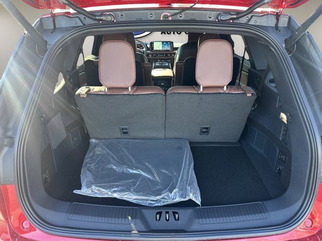 New 2026 Lincoln Aviator Reserve AWD/4WD image 7