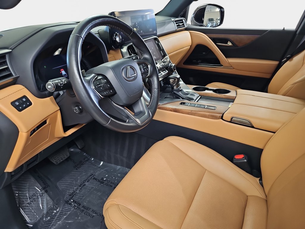 Used 2022 Lexus LX 600 4WD w/ Appearance Package image 19