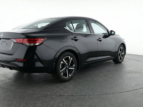 Used 2025 Nissan Sentra SV FWD image 9