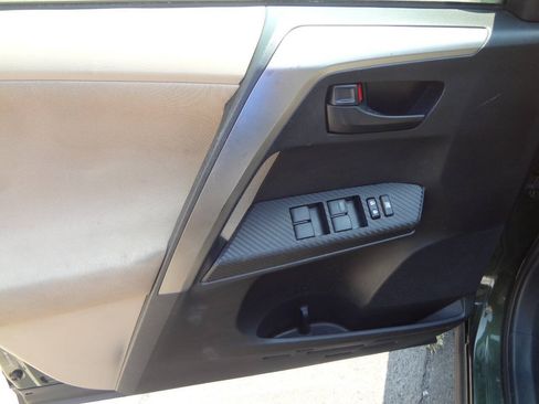 Used 2013 Toyota RAV4 XLE AWD/4WD image 13