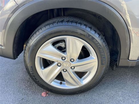 Used 2019 Honda HR-V EX image 8