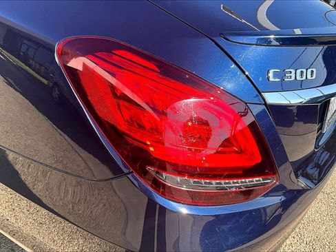 Used 2019 Mercedes-Benz C 300 Sedan image 28
