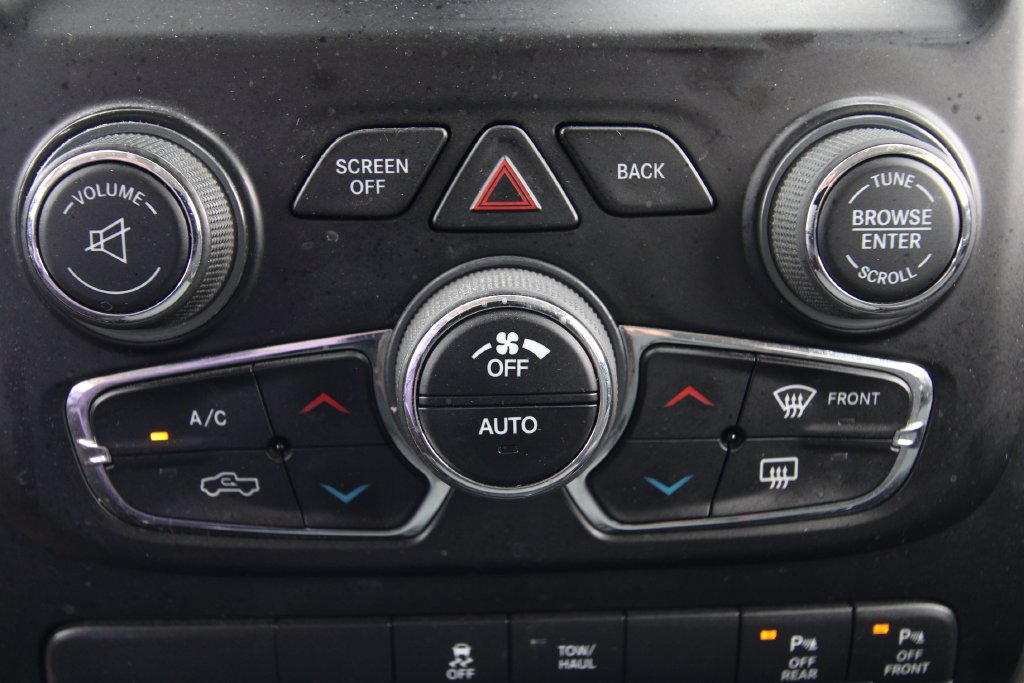 Used 2016 RAM 1500 Big Horn AWD/4WD image 29