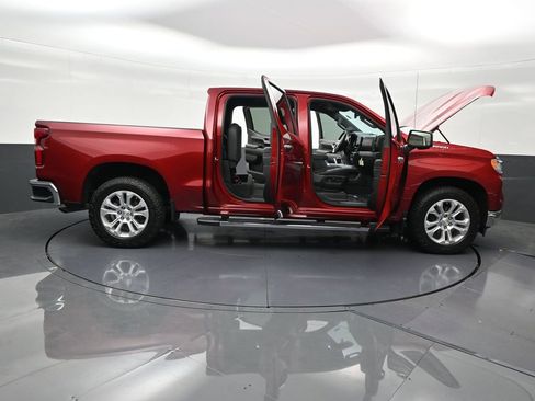 Used 2022 Chevrolet Silverado 1500 LTZ image 31