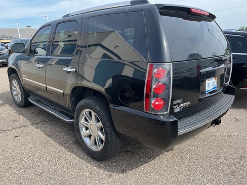 Used 2012 GMC Yukon Denali AWD/4WD image 9