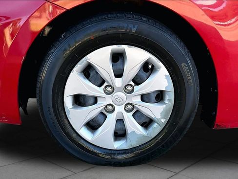 Used 2016 Hyundai Accent SE FWD image 10