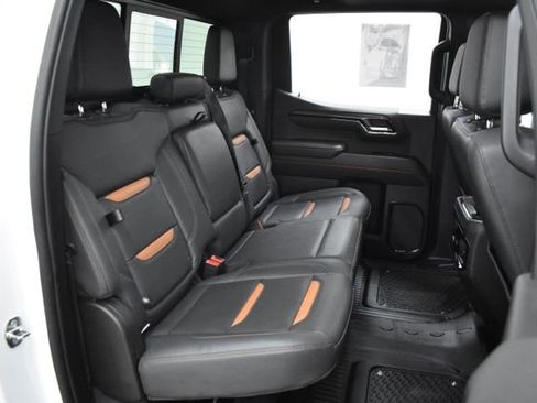 Used 2024 GMC Sierra 1500 AT4 w/ Technology Package image 34