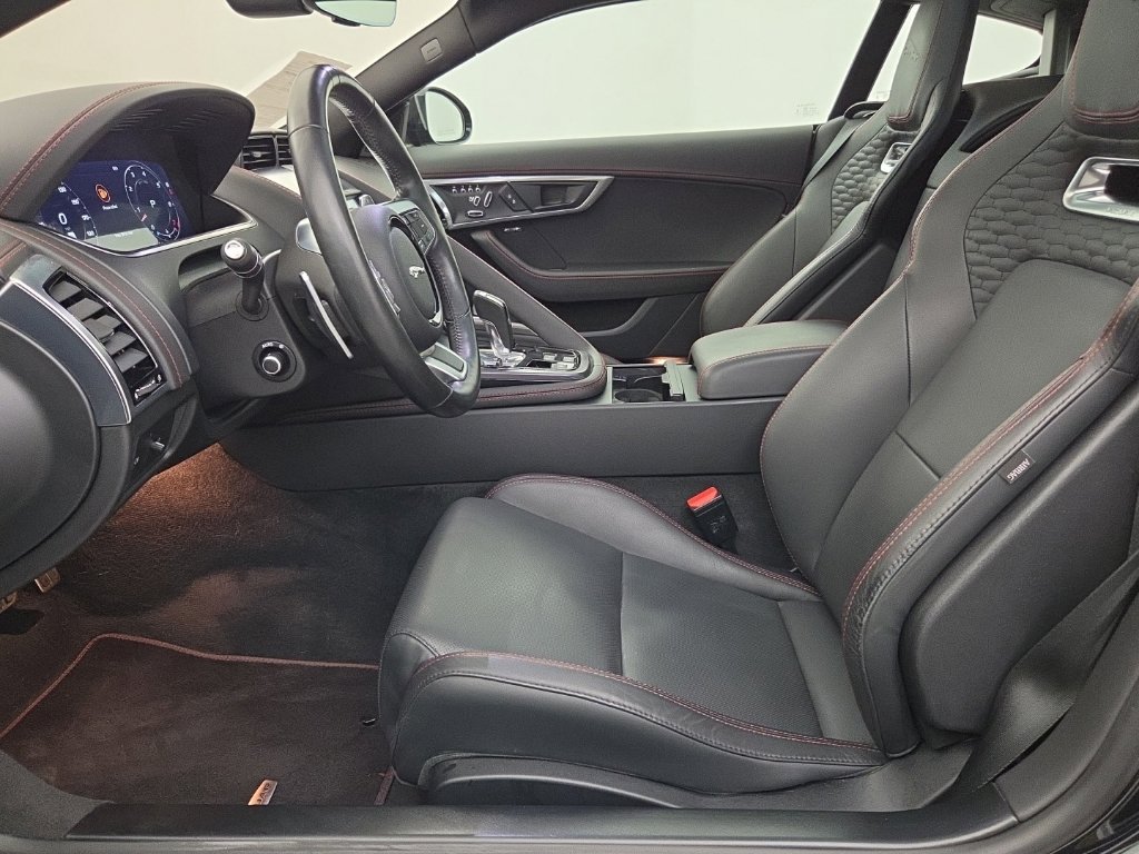 Used 2022 Jaguar F-TYPE R-Dynamic AWD/4WD image 21