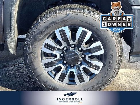 Used 2025 GMC Sierra 2500 Denali Ultimate w/ Max Trailering Package image 11