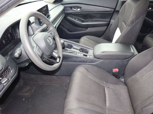Used 2023 Honda Accord LX image 17