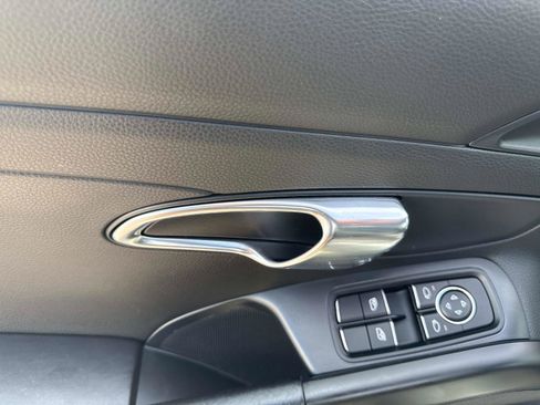 Used 2014 Porsche Boxster S image 13