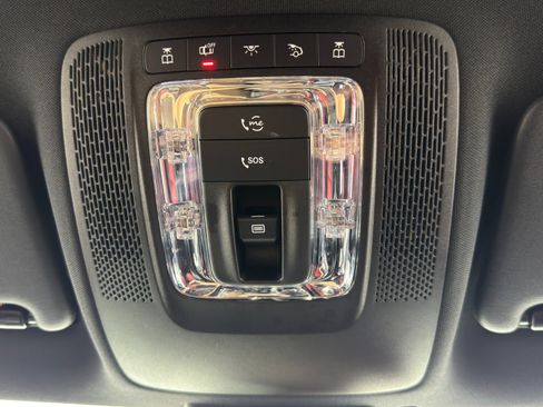 Used 2022 Mercedes-Benz A 220 w/ AMG Line image 36