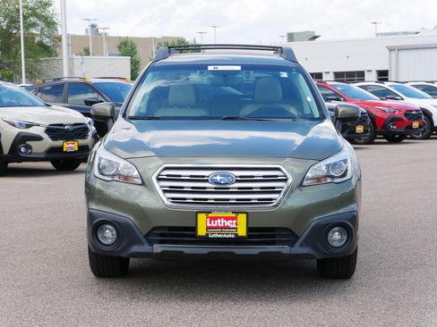 Used 2016 Subaru Outback 2.5i Limited AWD/4WD image 2