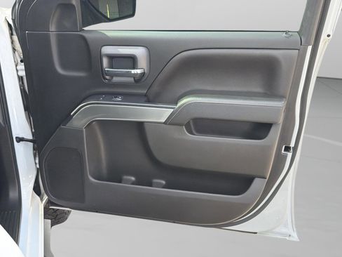 Used 2018 Chevrolet Silverado 1500 LT w/ All Star Edition image 29