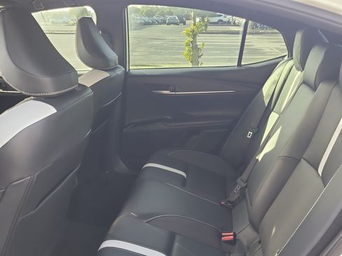 Used 2025 Toyota Camry SE FWD image 13