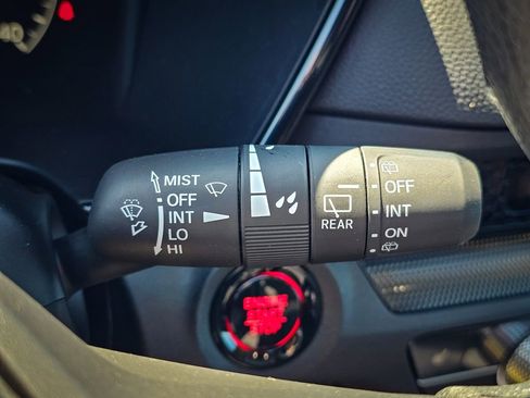 Used 2024 Honda CR-V EX image 17