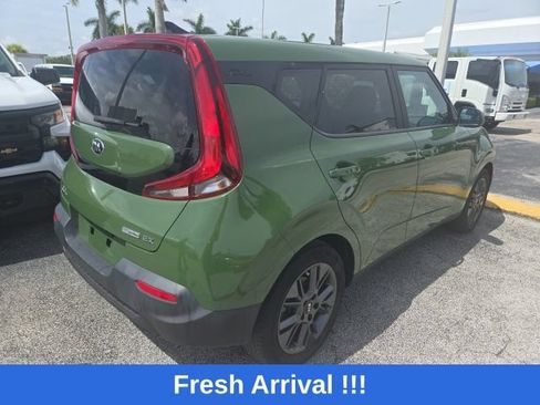 Used 2021 Kia Soul EX FWD image 4