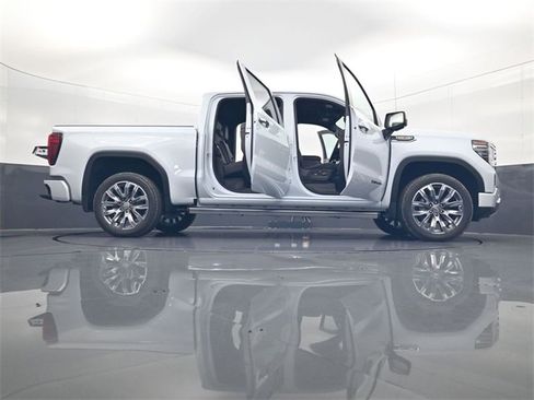 Used 2026 GMC Sierra 1500 Denali image 33