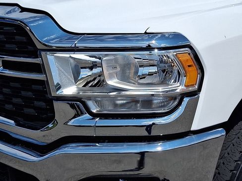 Used 2023 RAM 2500 Big Horn w/ Level 1 Equipment Group AWD/4WD image 9