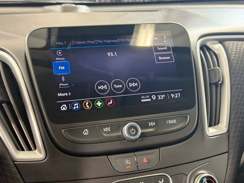 Used 2023 Chevrolet Malibu LT FWD image 16