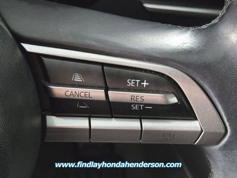 Used 2020 MAZDA MAZDA3 Hatchback image 26