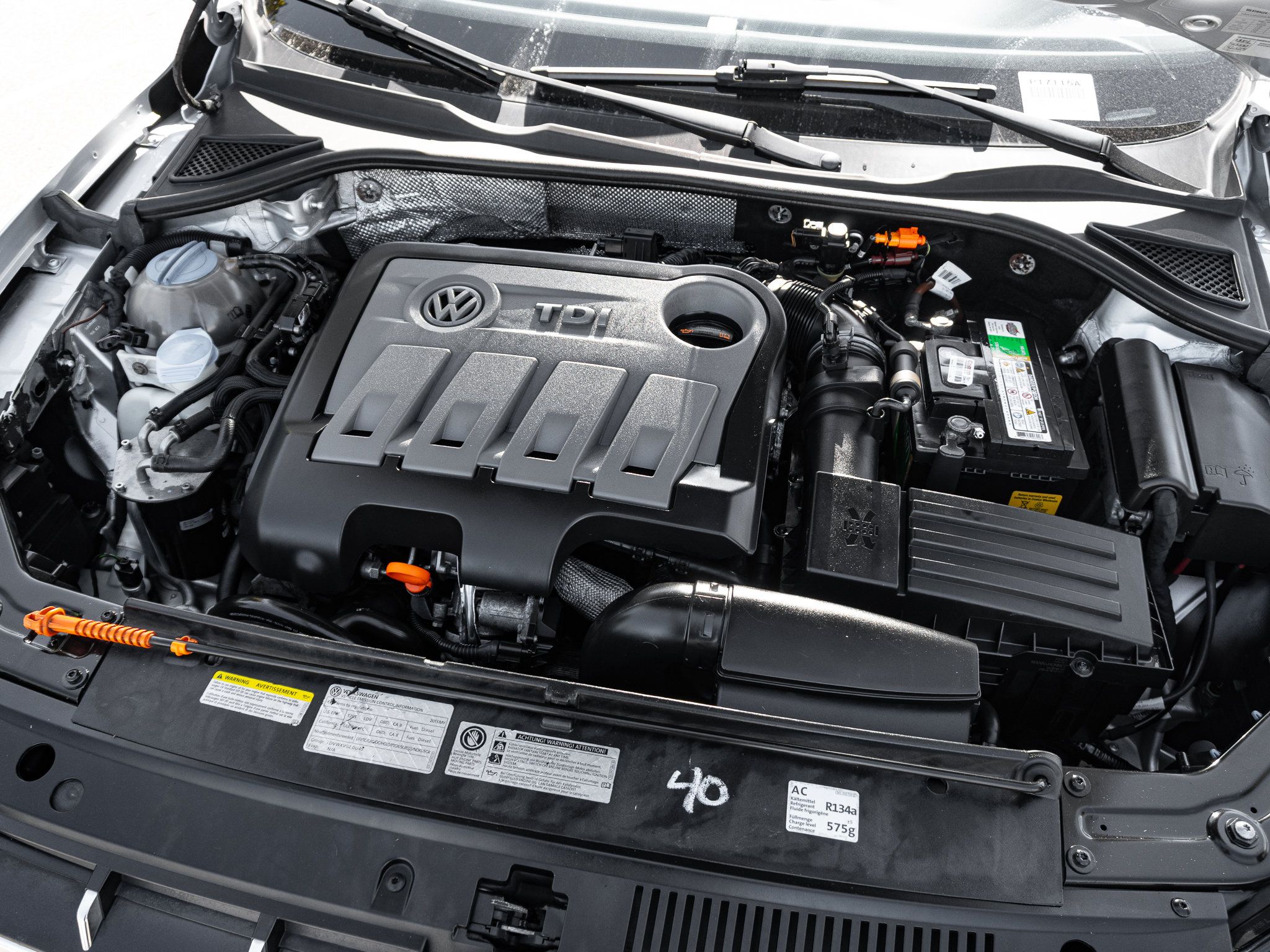 Used 2013 Volkswagen Passat TDI SE FWD image 34
