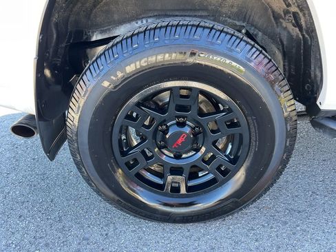 Used 2021 Toyota 4Runner TRD Off-Road Premium w/ Moonroof Package image 7