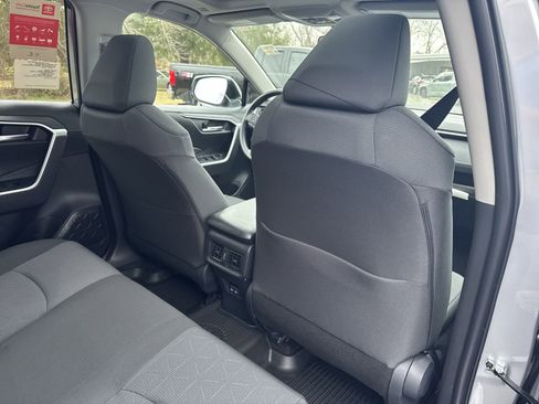New 2025 Toyota RAV4 XLE w/ Convenience Package FWD image 33