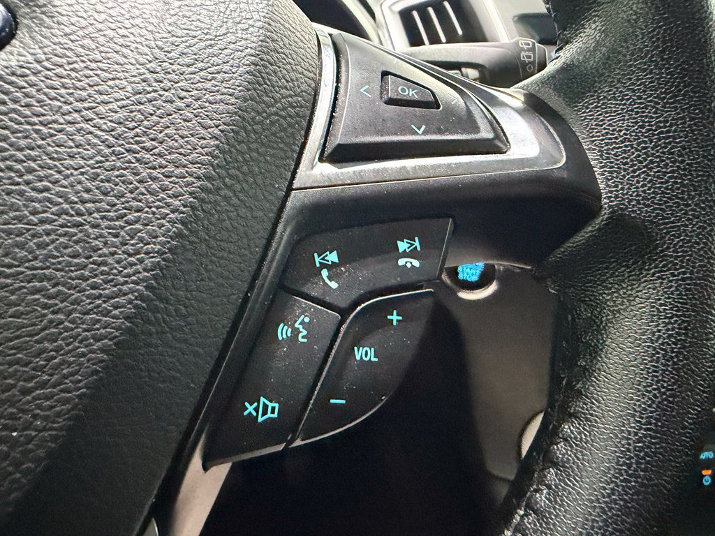 Used 2019 Ford Edge SEL w/ Equipment Group 201A FWD image 19
