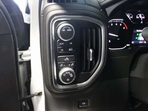 Used 2020 GMC Sierra 1500 SLE w/ SLE Value Package image 13