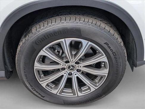 Certified 2024 Mercedes-Benz GLC 300 image 23