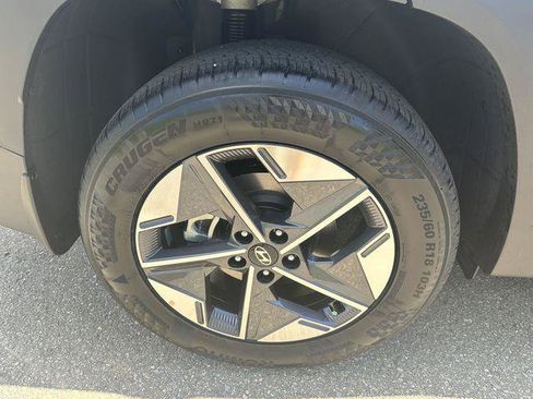 New 2025 Hyundai Tucson SEL image 17