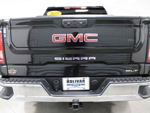 Used 2025 GMC Sierra 1500 SLT image 8