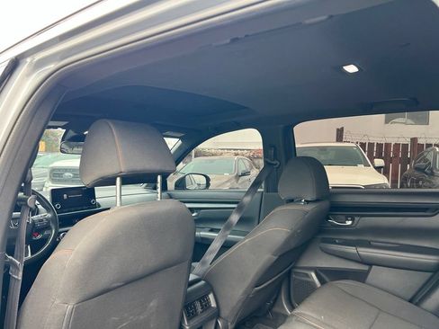 Used 2023 Honda CR-V Sport image 9