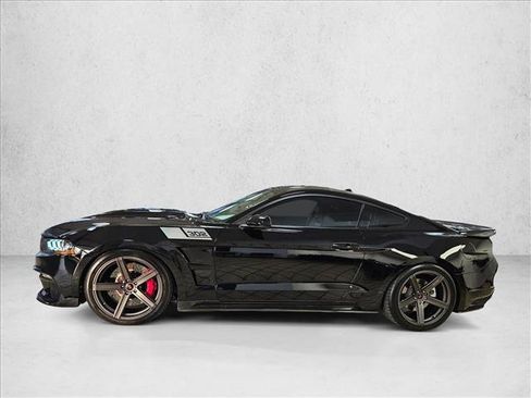 Used 2022 Ford Mustang GT w/ Equipment Group 301A RWD image 2