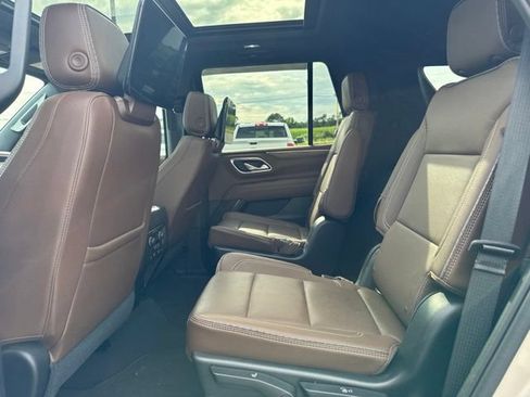 Used 2021 Chevrolet Tahoe High Country AWD/4WD image 24