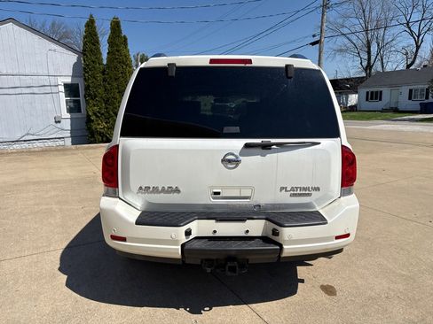 Used 2013 Nissan Armada Platinum w/ Platinum Reserve Pkg image 7