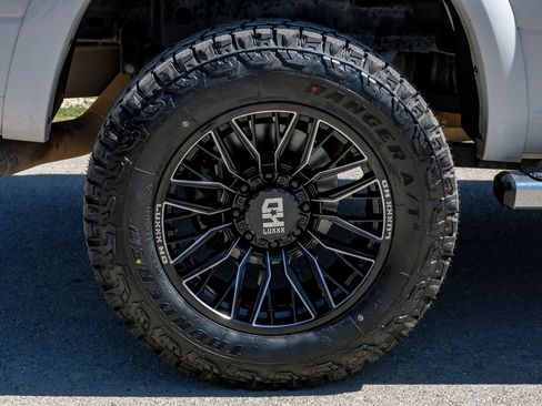 Used 2018 RAM 2500 Laramie w/ Sport Appearance Group AWD/4WD image 60