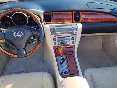 Used 2006 Lexus SC 430 Convertible image 25