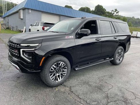 New 2026 Chevrolet Tahoe Z71 w/ Comfort Package AWD/4WD image 3