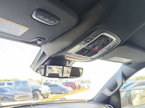 Used 2023 RAM 1500 Laramie AWD/4WD image 33